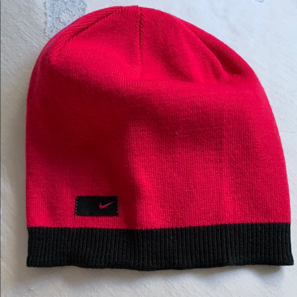 Hot pink Nike hat